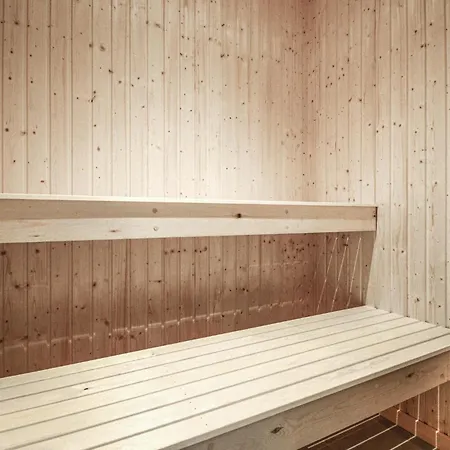 Holiday home 4 Bedroom Cozy In Haderslev