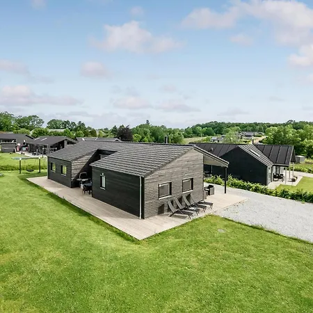 4 Bedroom Cozy In Holiday home Haderslev